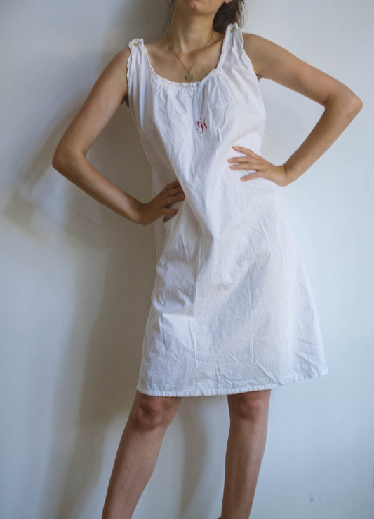 Vintage white cotton nightie, night gown, cottage core pyjamas, french antique nightgown
