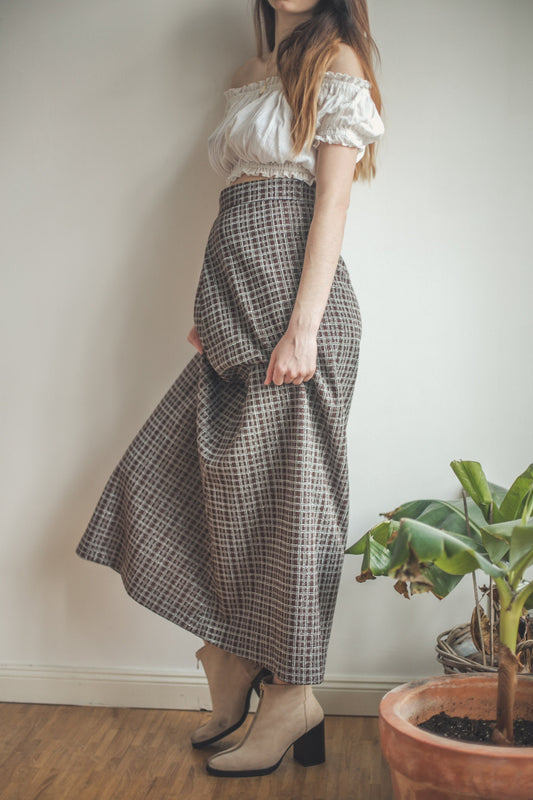 Vintage 70s Checkered Silver Lurex Maxi Skirt - Dark Academia Fashion – High Waist A-Line Disco Skirt – Retro Formal Event or Party Wear