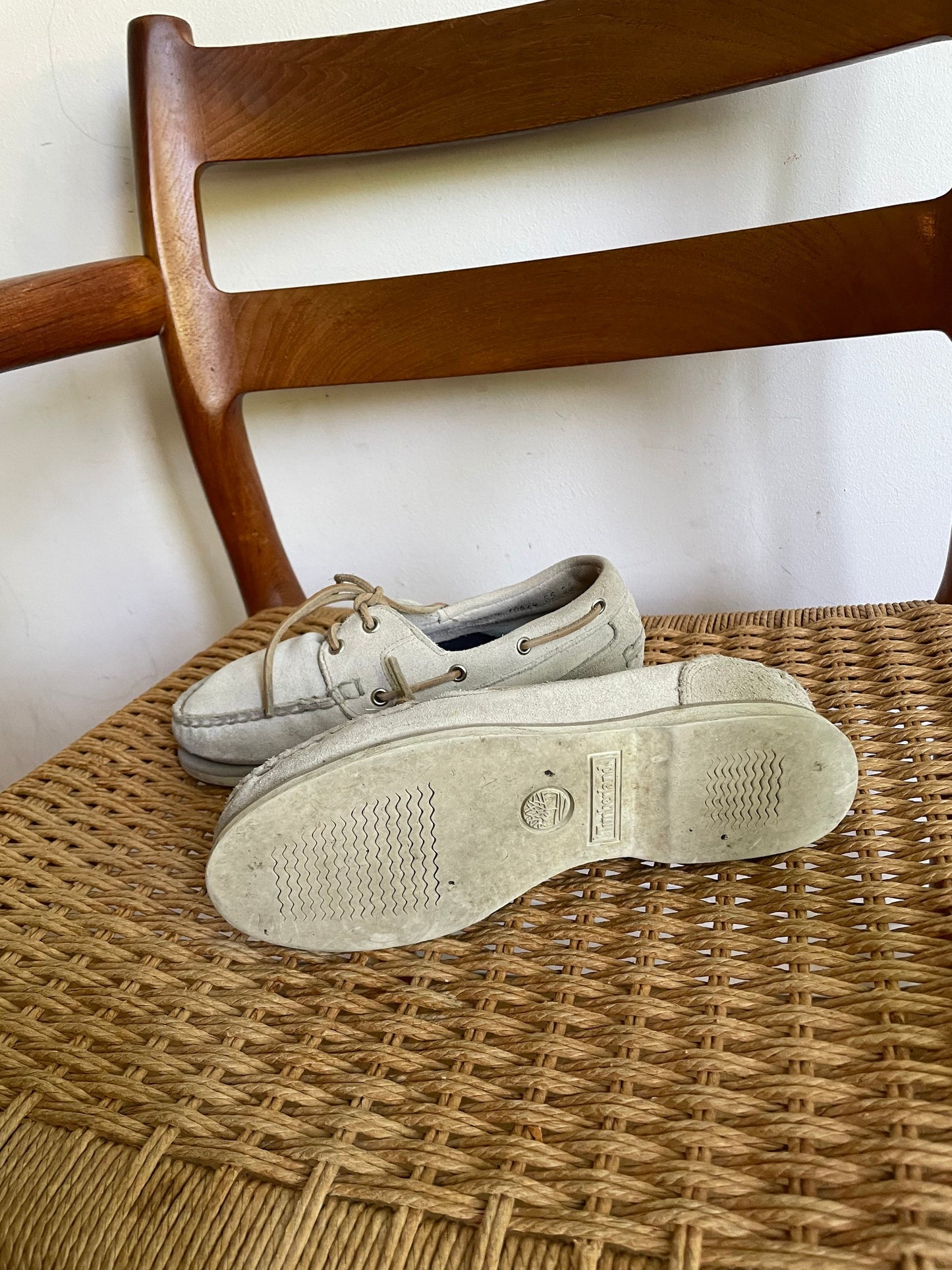 Vintage Timberland Boat Shoes – Elegant Grey Suede
