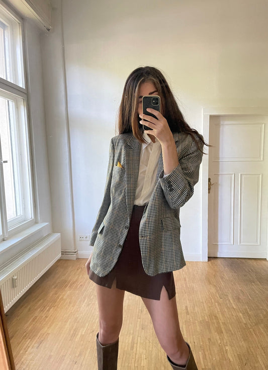 Burberrys' Vintage Wool Blazer | Houndstooth Check Mens Jacket with Pocket Square | Academia Style | Harry Styles Inspired Look