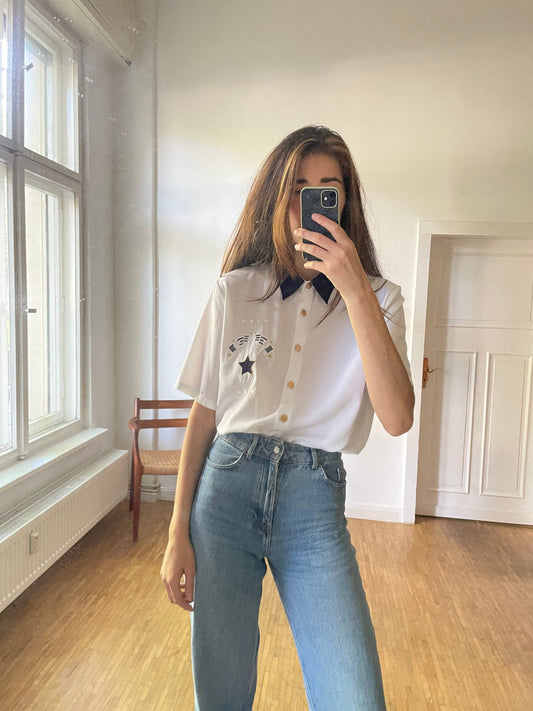 Vintage White Embroidered Blouse with Golden Buttons, Women’s Size L, Versatile High-Waisted Style, Elegant Chest Detail