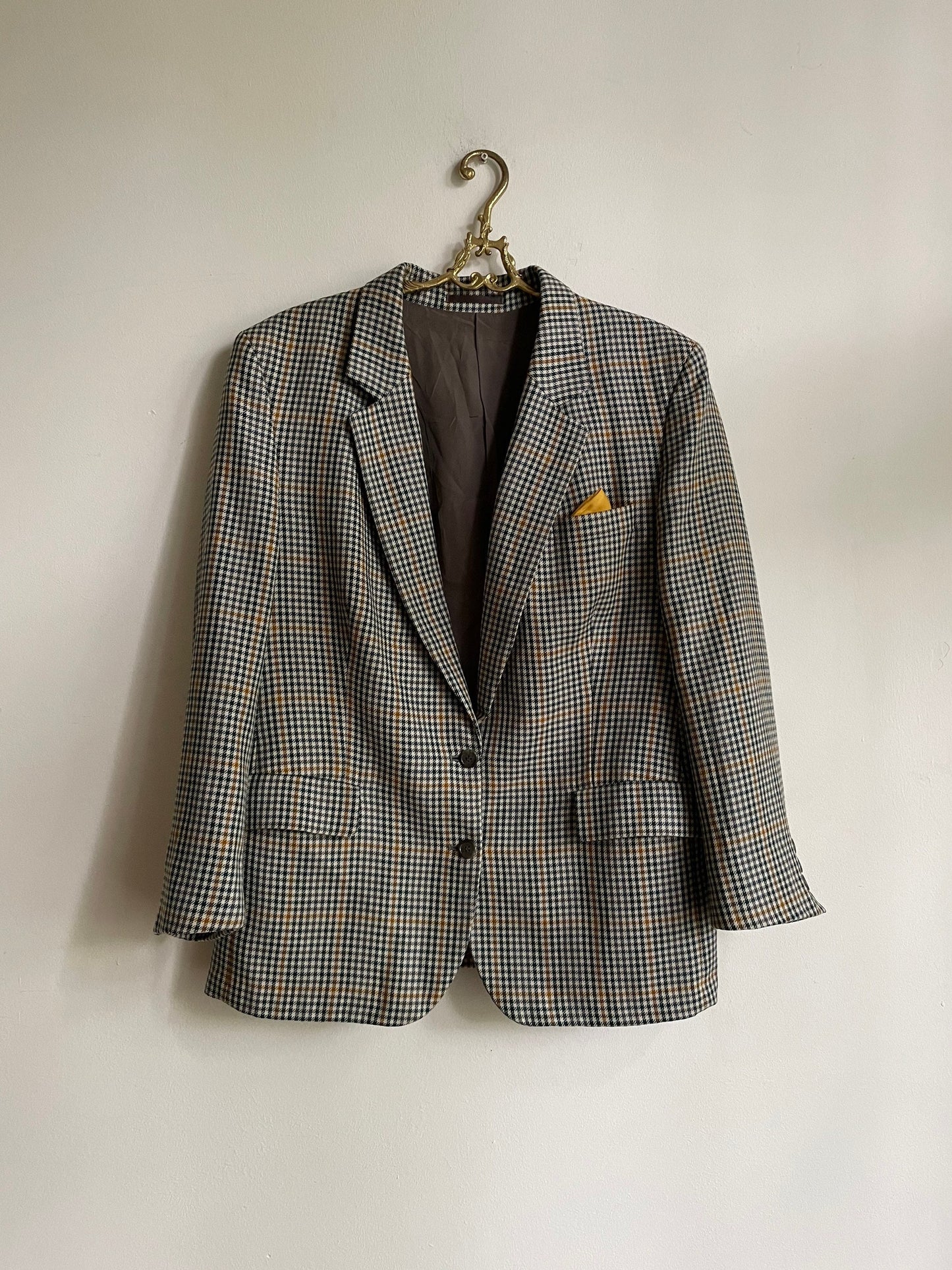 Burberrys' Vintage Wool Blazer | Houndstooth Check Mens Jacket with Pocket Square | Academia Style | Harry Styles Inspired Look