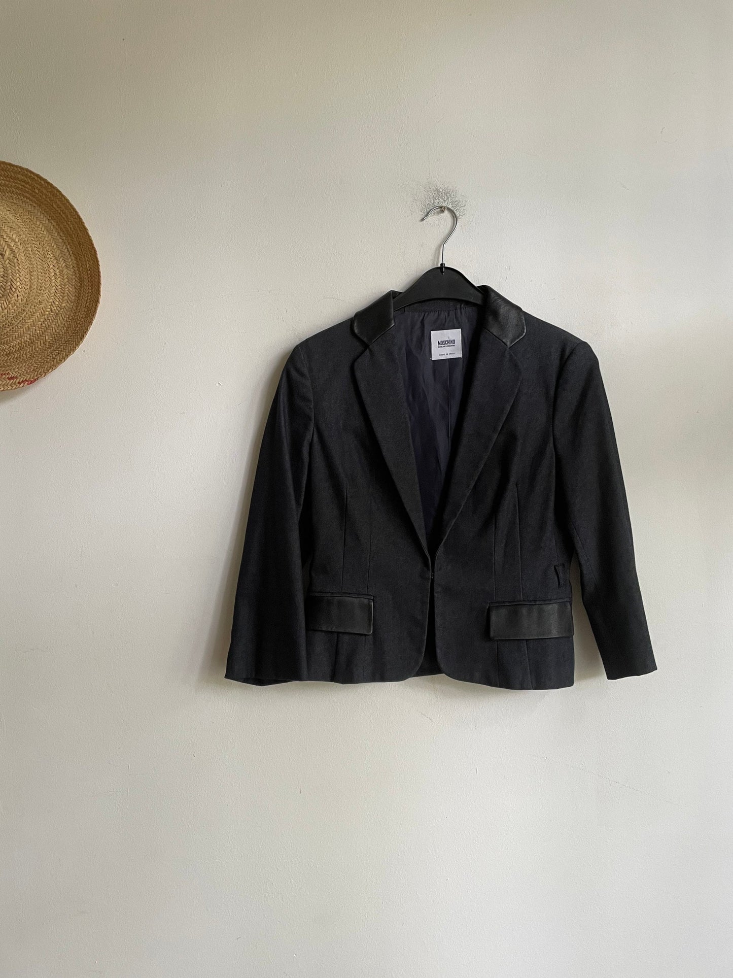 Vintage Moschino Cheap and Chic Blazer – Structured Wool Jacket with Leather Trim – Size DE 36/38