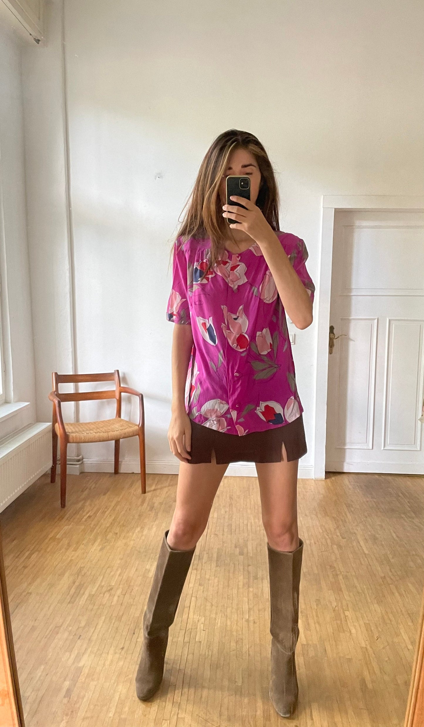 Vintage floral blouse in bold fuchsia with abstract tulip print, silk-feel slouchy fit top, romantic retro 90s aesthetic, Rachel Green vibe