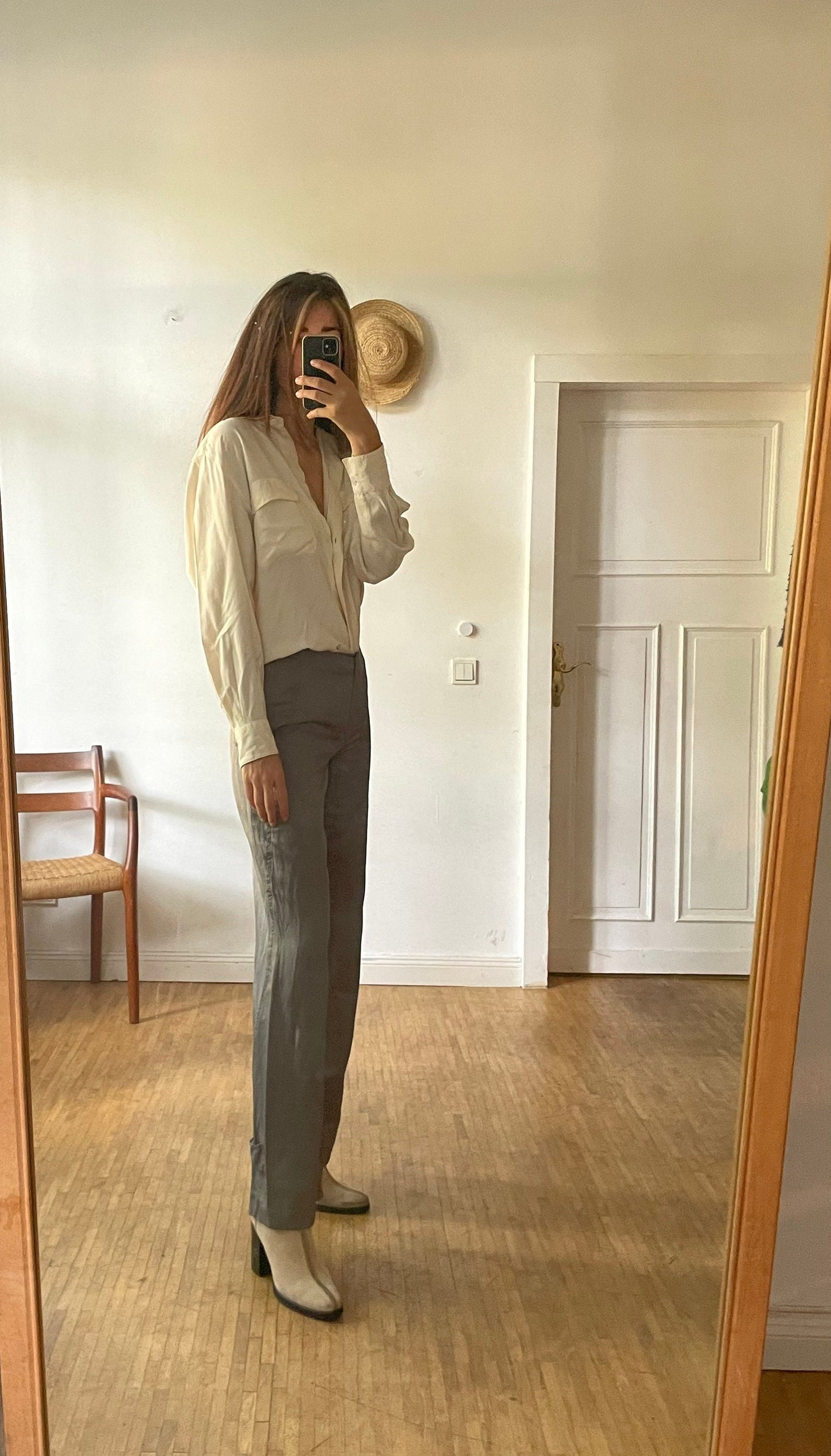 Claudia Sträter Vintage Grey Trousers – Linen Blend Wide-Leg Pants with Ankle Button Detail – Designer Office to Evening Style – Size 36