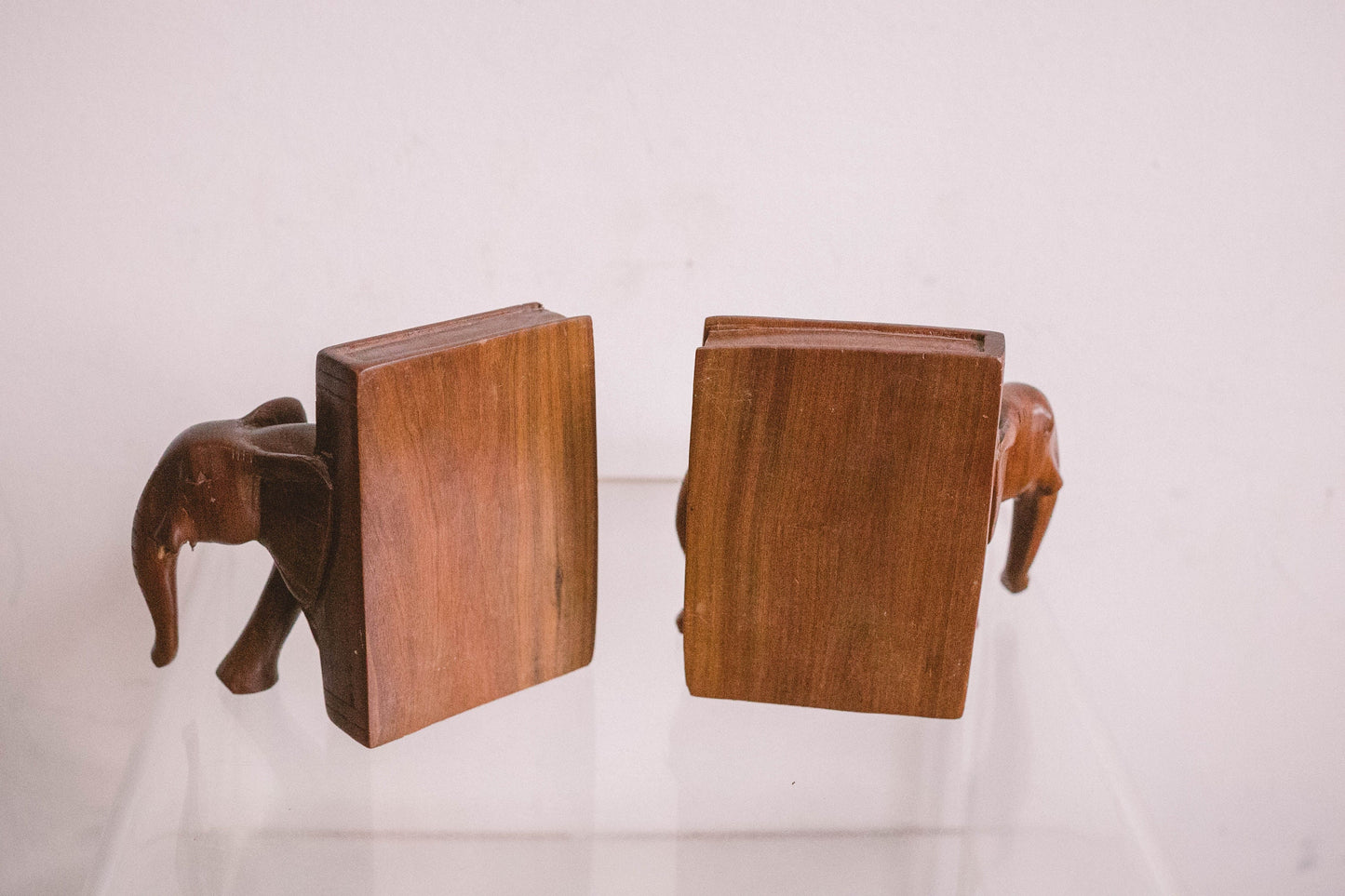 Wooden Elephant bookends, Vintage boheme home decor, Boho brown bookshelf decoration