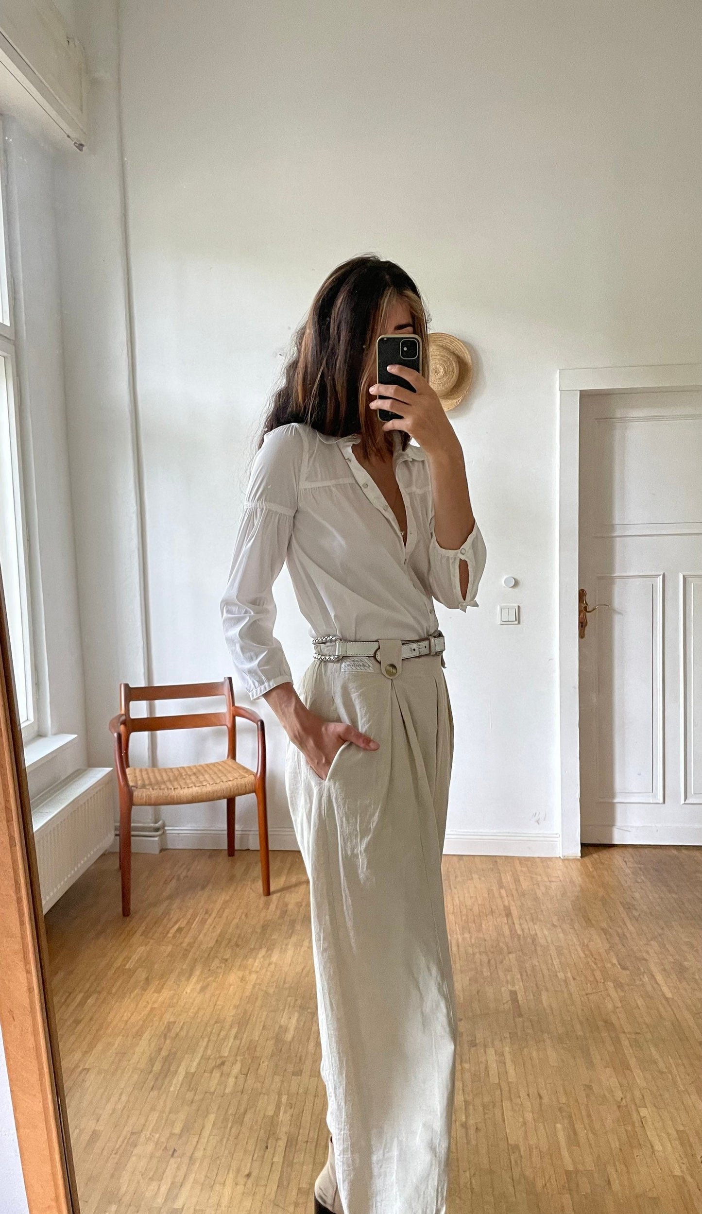 Vintage Essentiel Antwerp girls blouse, Elegant vintage white Ruffle blouse, Formal girls wear, Branded,