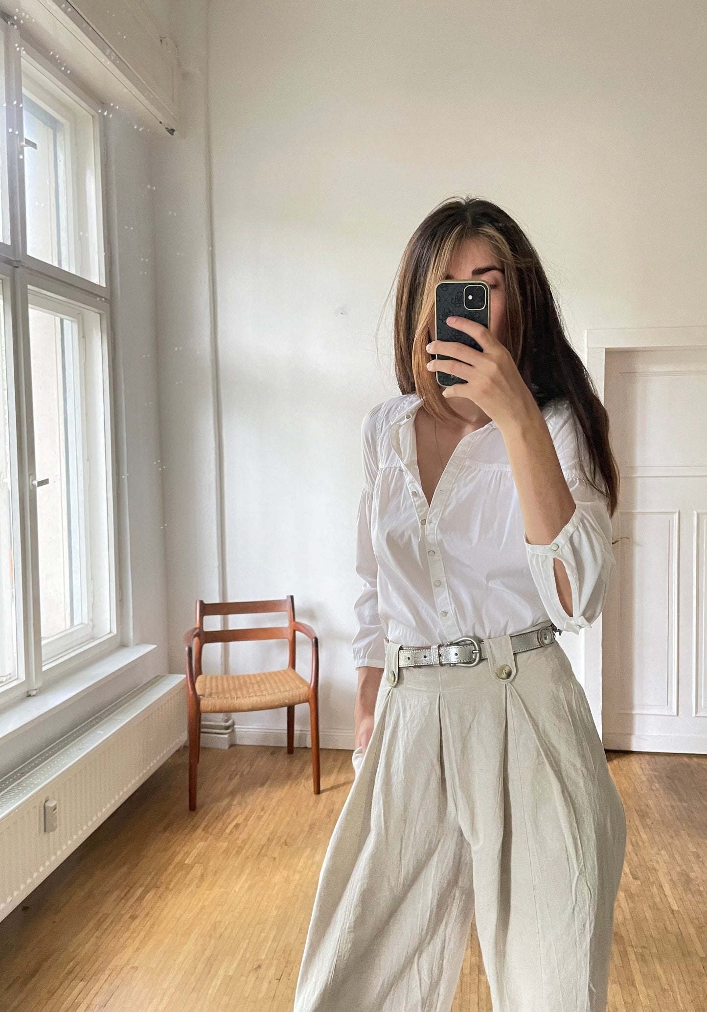 Vintage Essentiel Antwerp girls blouse, Elegant vintage white Ruffle blouse, Formal girls wear, Branded,
