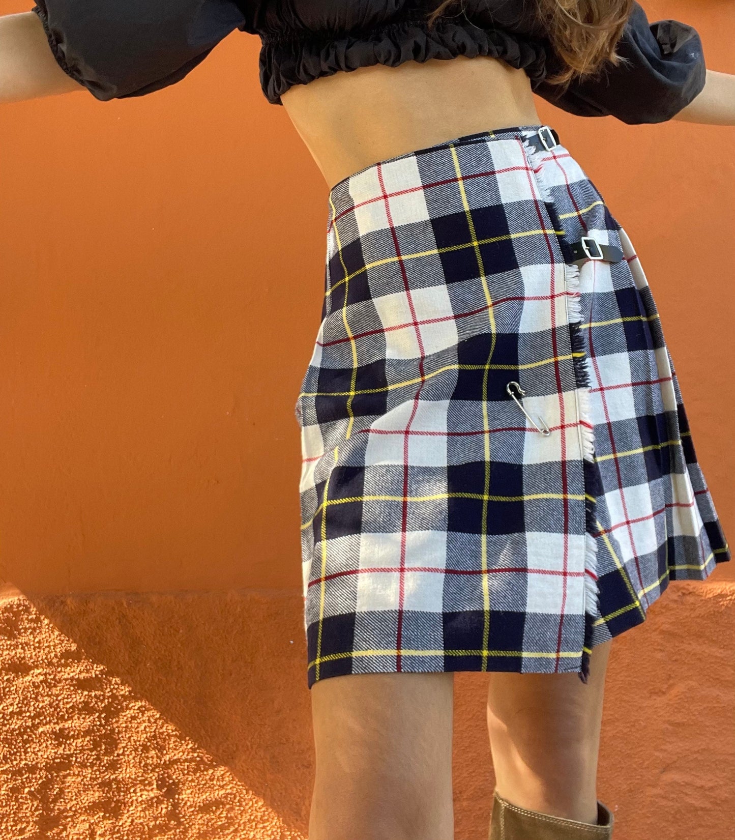 Vintage winter skirt, Outlander aesthetic, Claire Fraser, wool winter wear, cottage core skirt, red plaid skirt, Scottish kilt