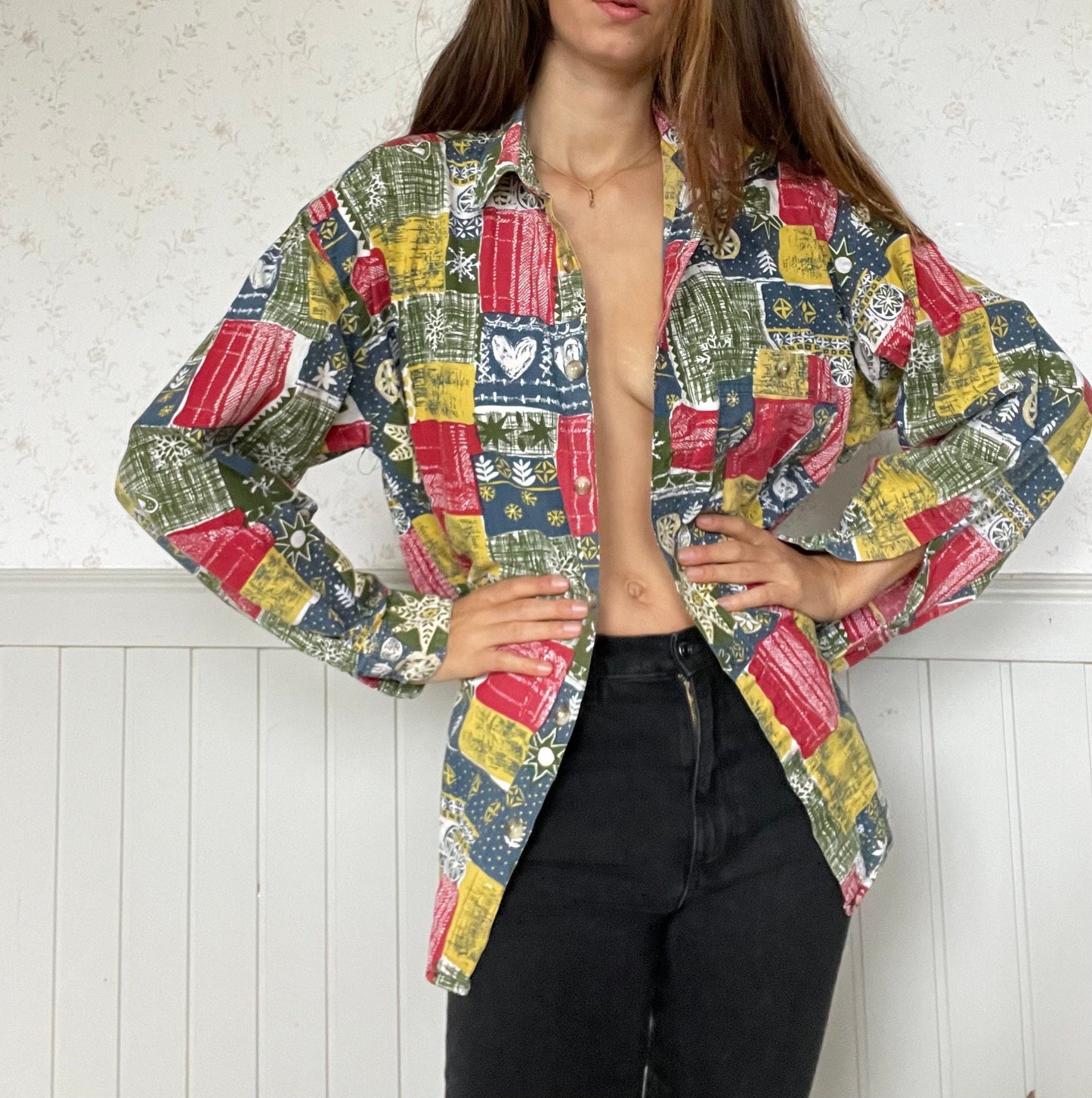 Horizonte 80s Christmas themed shirt, Oversized button up, Colourful 80s shirt, Patchwork hipster blouse, Ugly 80s button up, Tie up shirt
