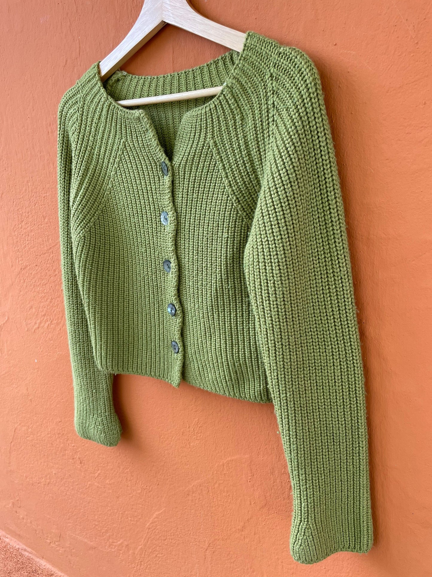 Vintage moss green cardigan with mother of pearl buttons, Wool light Academia aesthetic vest, Apple green jumper, Unisex winter clothing