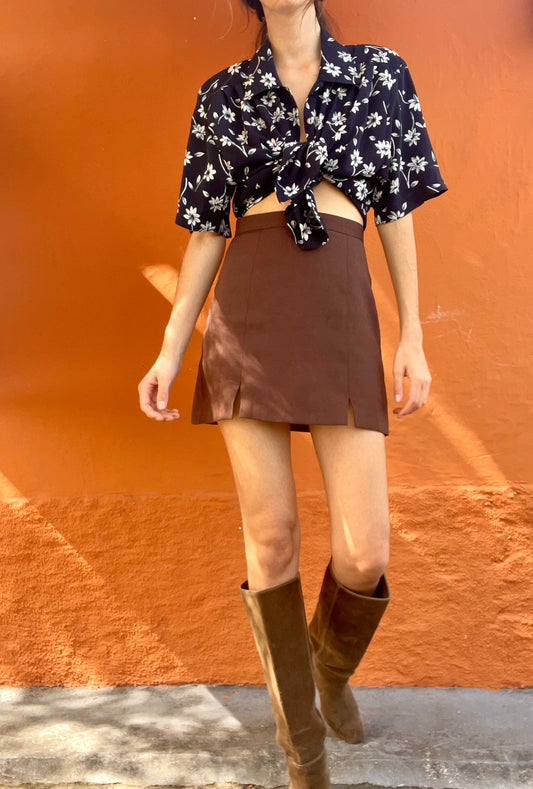 Vintage Floral Patterned Blouse In Dark Blue — detail