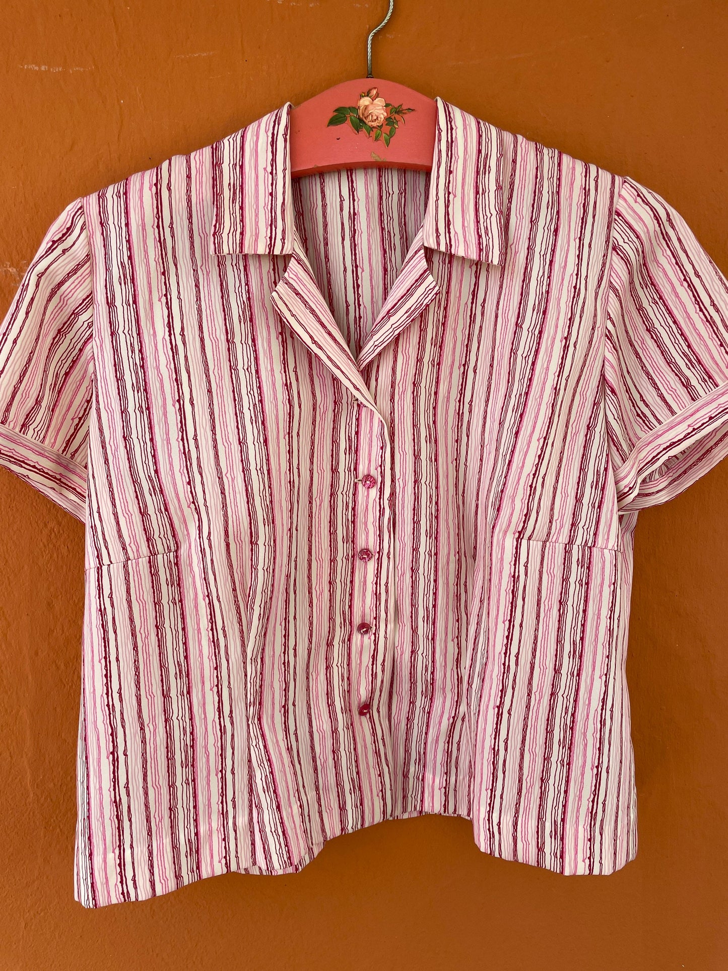 70s vintage blouse, Pink striped shirt, Lightweight retro groovy top, Valentine's day clothing, Summer blouse, Unisex collared oxford shirt