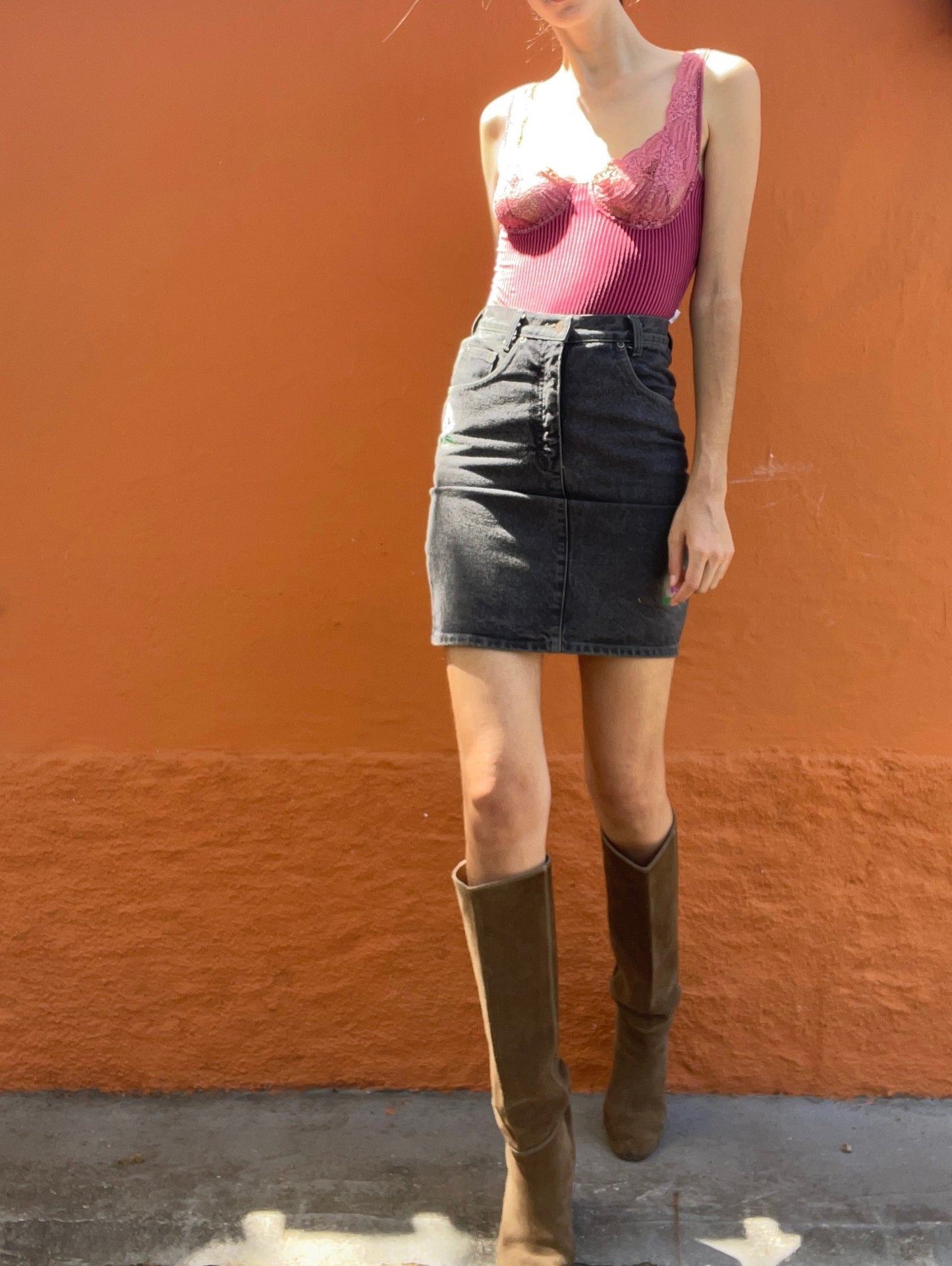 Ash grey vintage denim mini skirt, Pop84 retro clothing, 1980s jean skirt with flower design, Short summer skirt