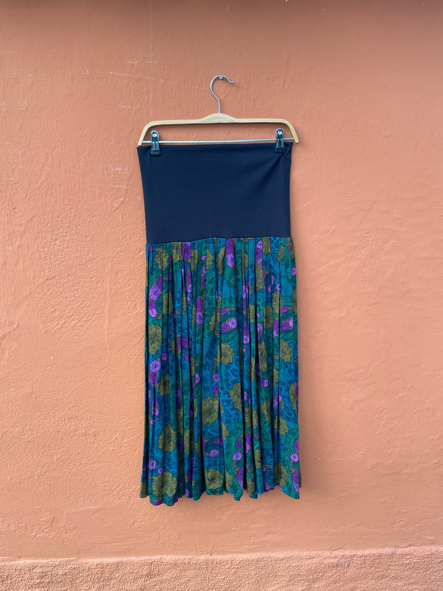 Vintage Multipurpose skirt and dress, Colourful true retro maxi skirt. Green purple elastic skirt with flower print, High waist summer skirt