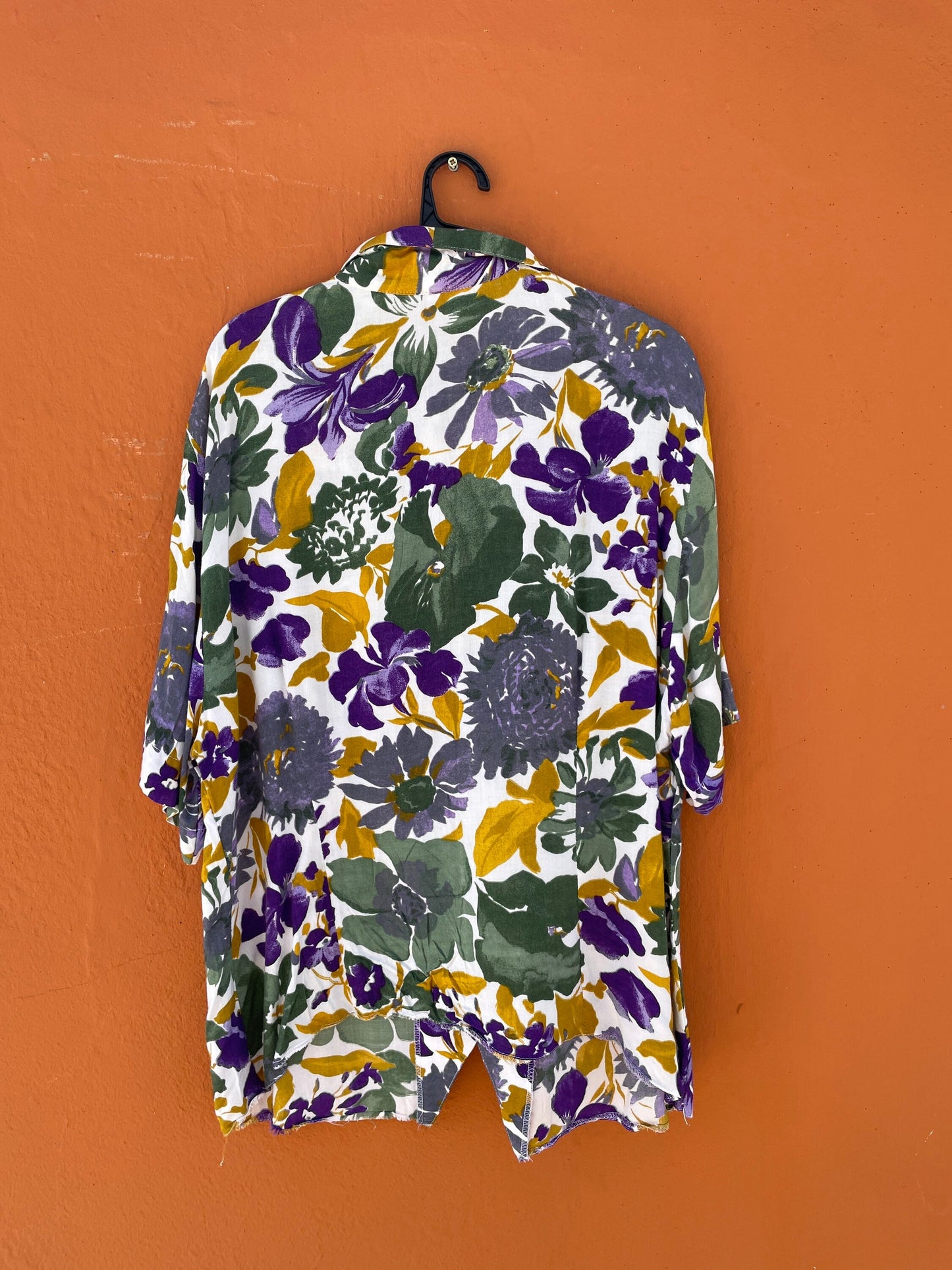 Vintage floral woman blouse, summer shirt, short sleeve top, Cute 70s Feminine button up shirt, Vintage t shirt, Sustainable fashion for her