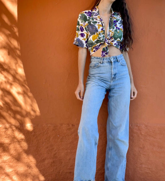 Vintage floral woman blouse, summer shirt, short sleeve top, Cute 70s Feminine button up shirt, Vintage t shirt, Sustainable fashion for her