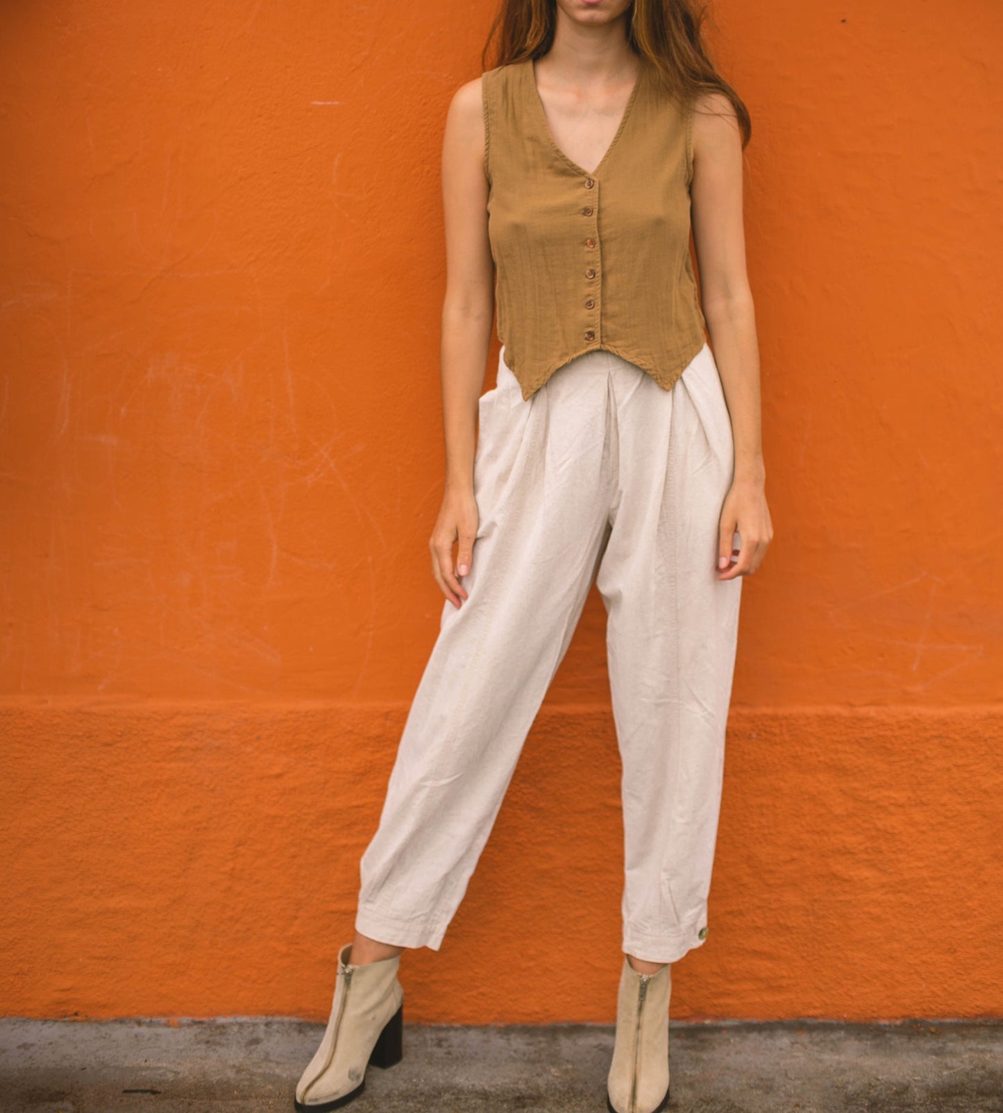 American Vintage brown waistcoat, Vintage cotton summer gilet, Natural coloured mediterranean beach clothing, L