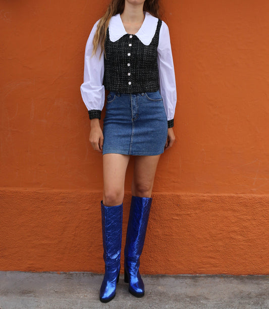 Vintage-Inspired Black & White Top, Perfect for Chic Layering, Vintage puff sleeve top