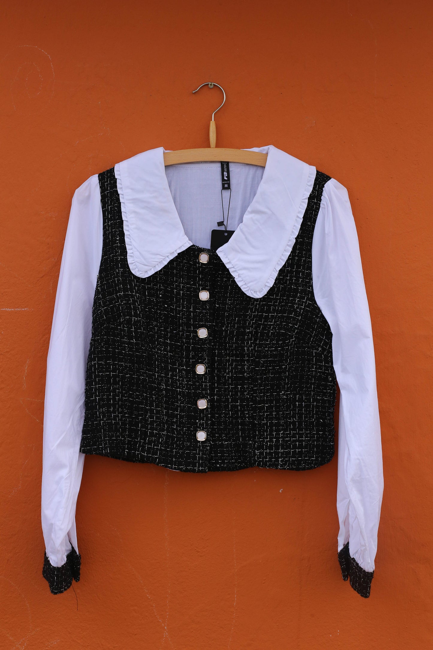 Chic Vintage Black & White Puff Sleeve Top — additional view 10