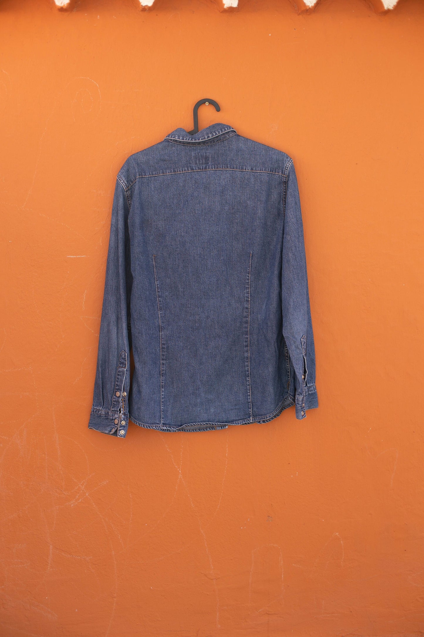 Vintage FIORUCCI dark blue denim woman button down, Cool Jeans shirt, Retro aesthetic, Women's long sleeve blouse, l