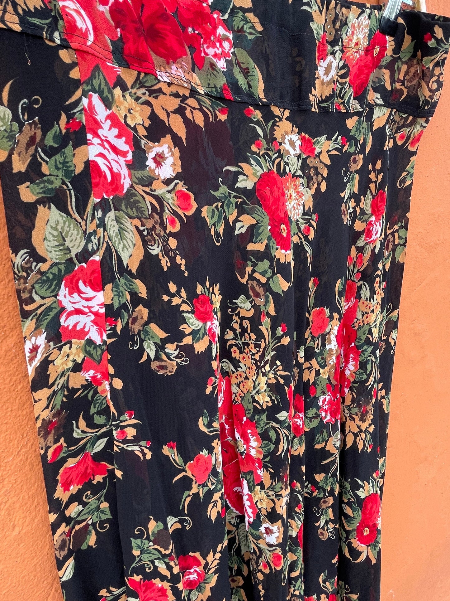 Chic Black Floral Rose Print Summer Skirt - Sheer midi skirt Elastic Waist, Lightweight & Flowy