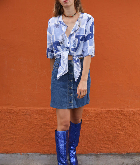 Vintage Blue Print Flowy Tunic — detail