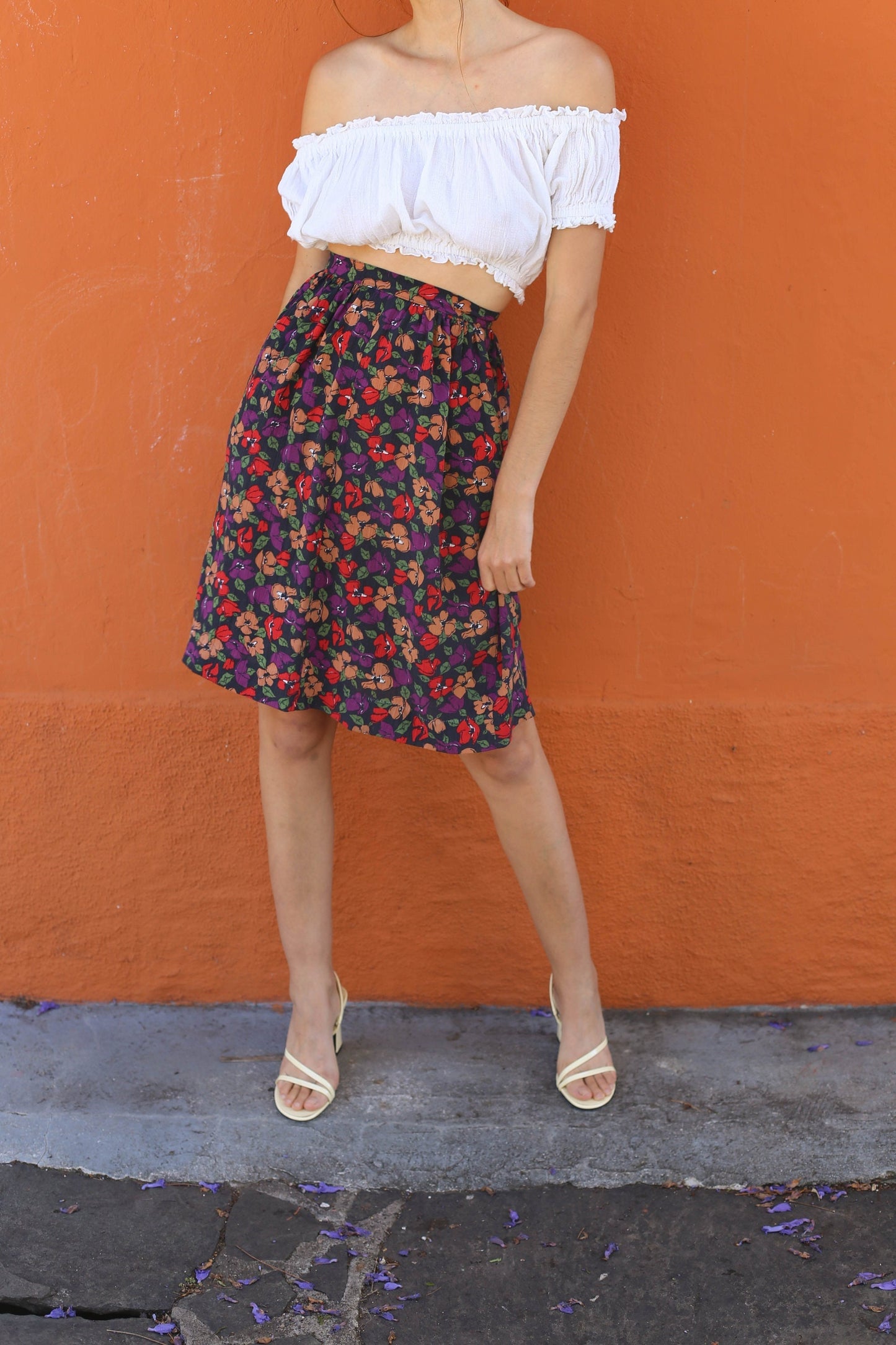 vintage floral skirt. high rise fit.