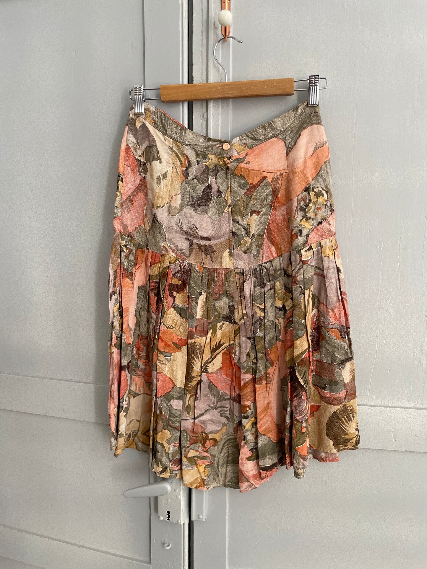 Vintage handmade floral summer skirt, Cute lightweight pleated skirt, Handmade antique woman clothing