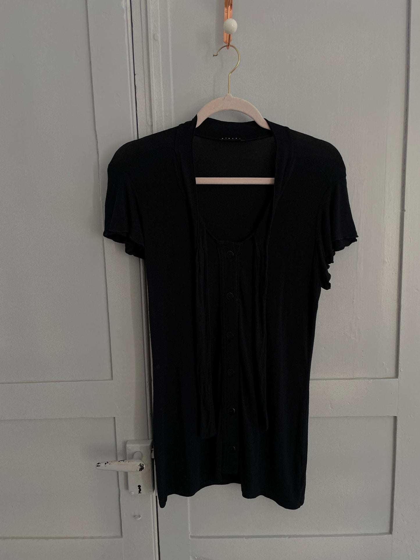 Vintage black Sisley bow tie tee,