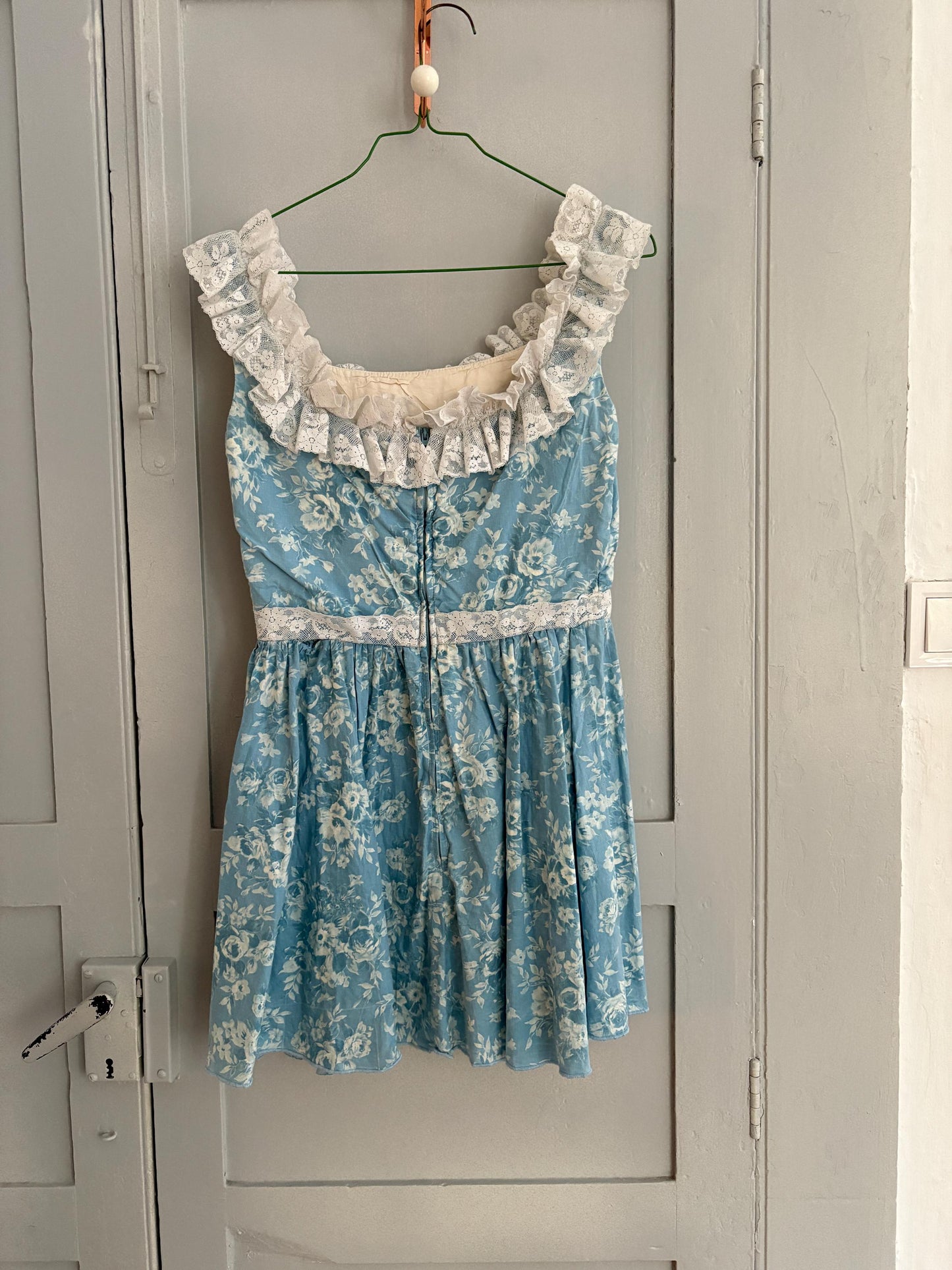 Vintage Handmade blue floral mini dress, Cute lace decorated short dress, Vintage feminine woman clothing, XXS - EU 32, Petite body