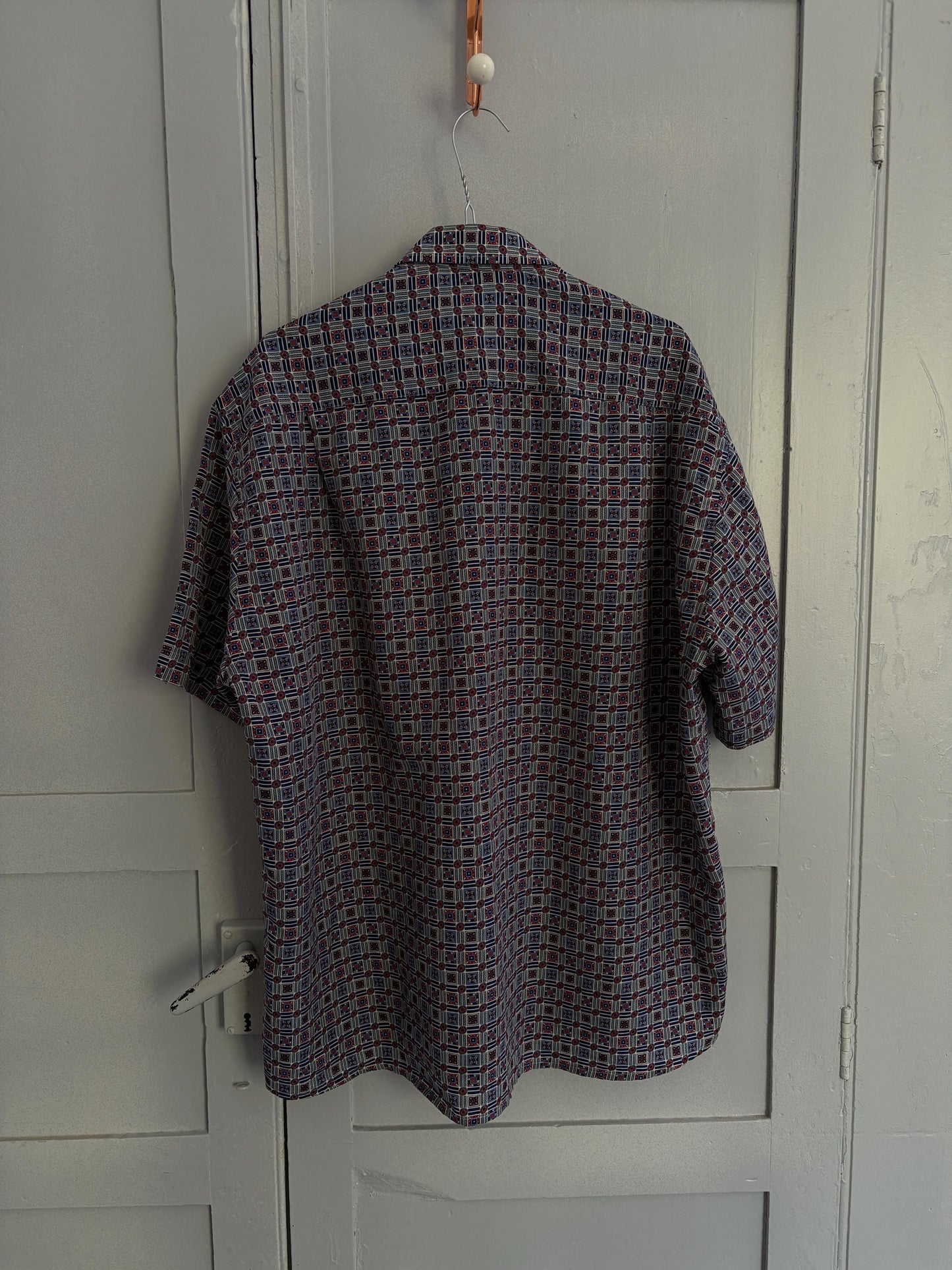 Retro Men's button down shirt, Blue groovy print blouse, Colourful patterned top, Cute short sleeve summer shirt, Loose 70s blouse, XXL