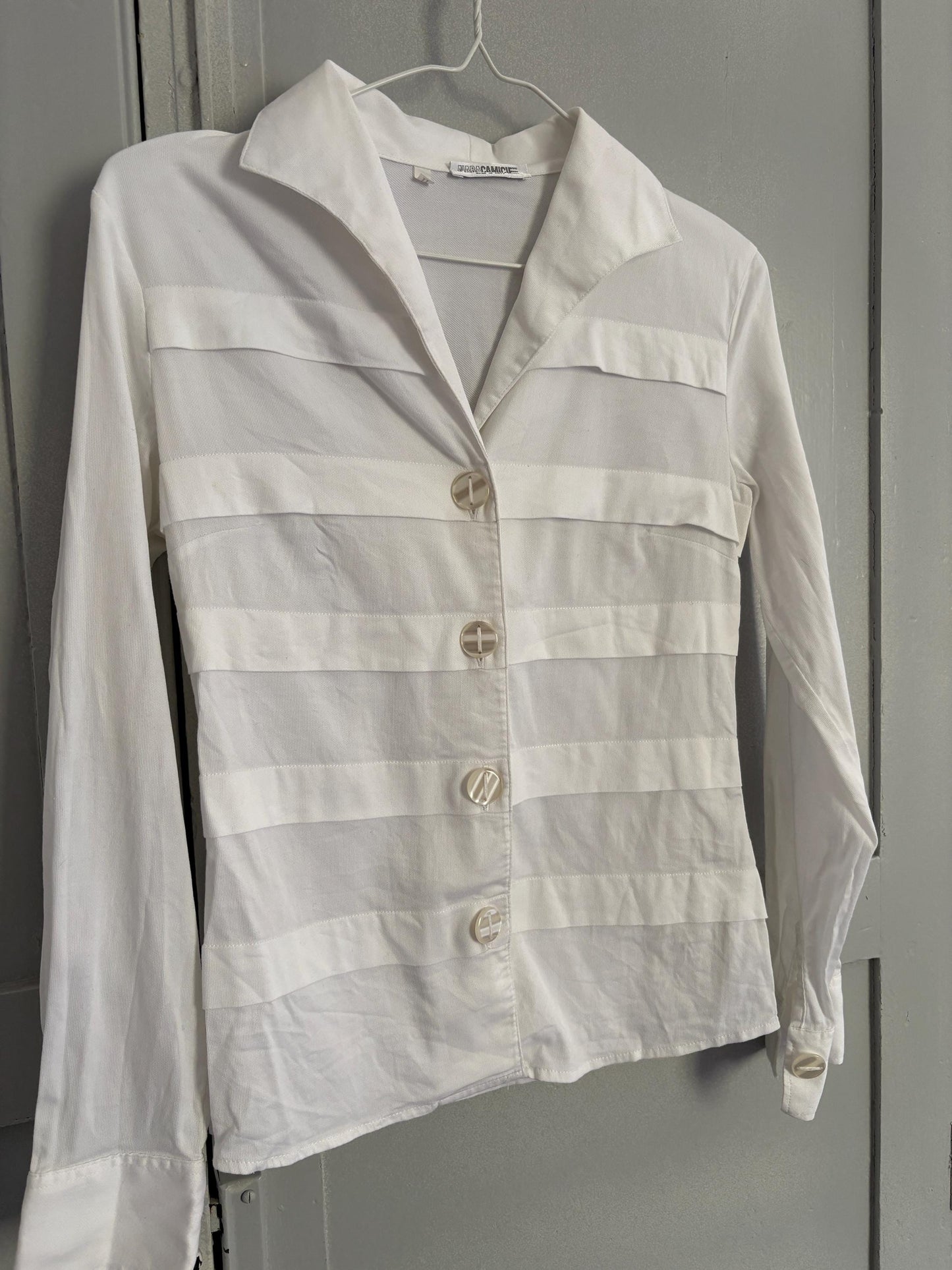 White vintage blouse, Italian design elegant woman top, Light academia wardrobe essential, Nara Camicie, Made in Italy, Size XS
