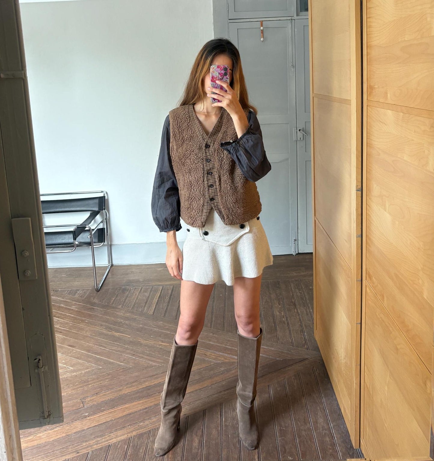 Vintage brown wool waistcoat, Lammy gilet, Brown cozy winter wear, Sleeveless checkered vest, Double sided european jacket, L