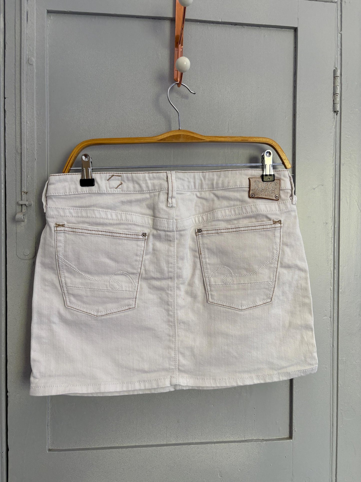 Vintage RIFLE JEANS white denim mini skirt, Y2k low waist mini jeans skirt, 30, L