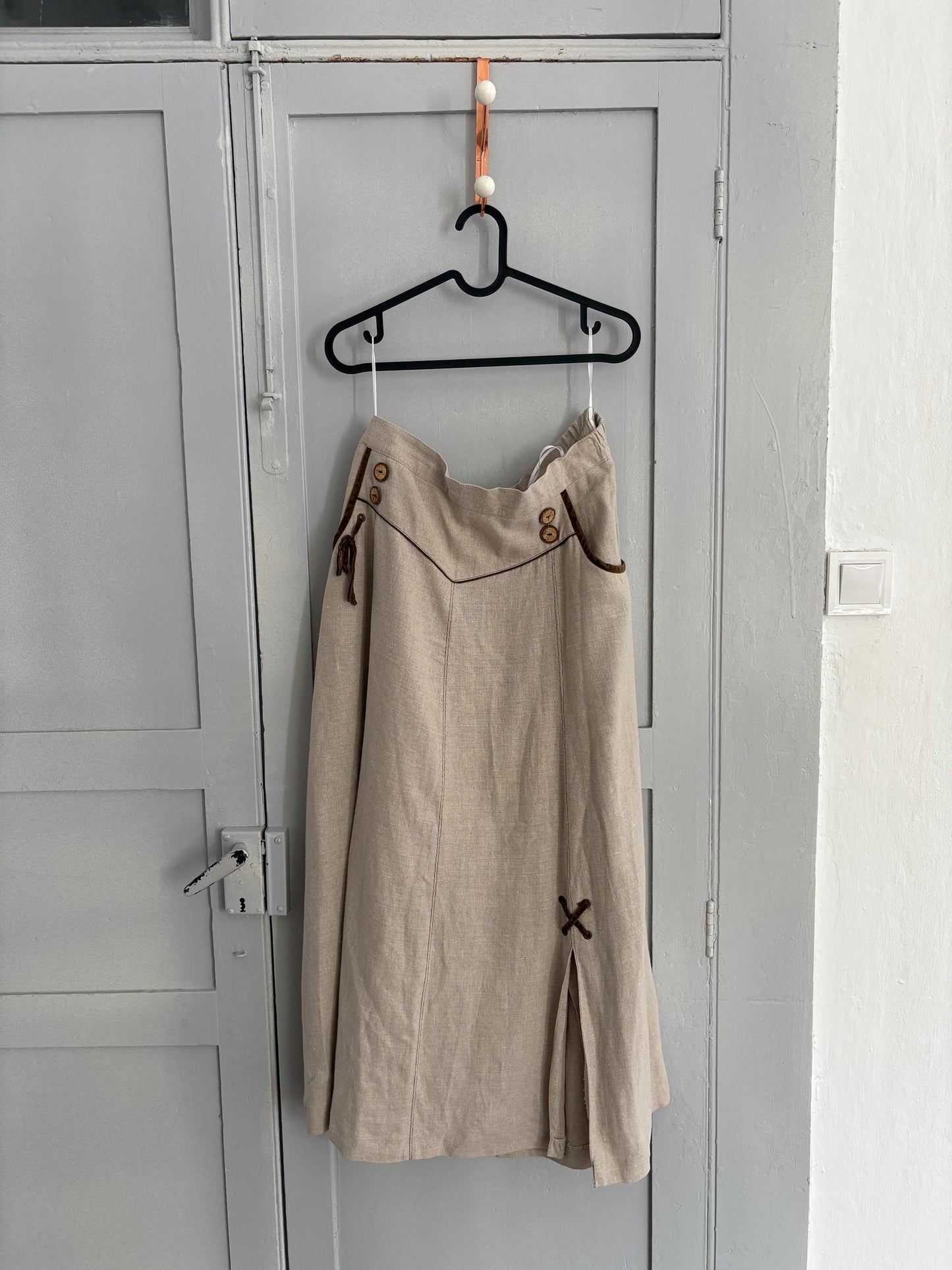 Vintage 100 % linen beige long skirt, Landhaus look high Waist skirt, Cottage core quality vintage skirt, German folklore clothing