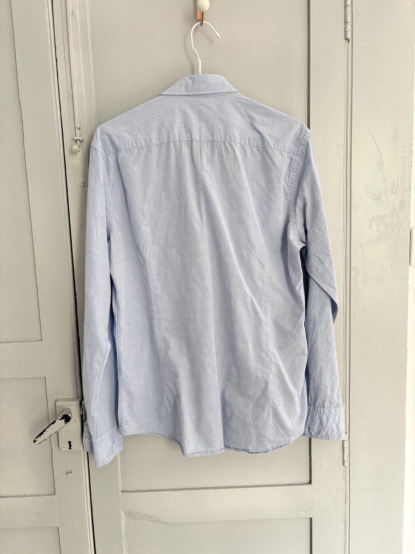 Vintage baby blue Massimo Dutti blouse, Crisp floral print Button-Up shirt, Delicate floral print, Classic Italian Design clothing