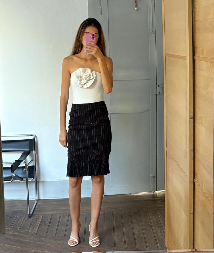 Vintage Black Pinstripe Pencil Skirt — additional view 6