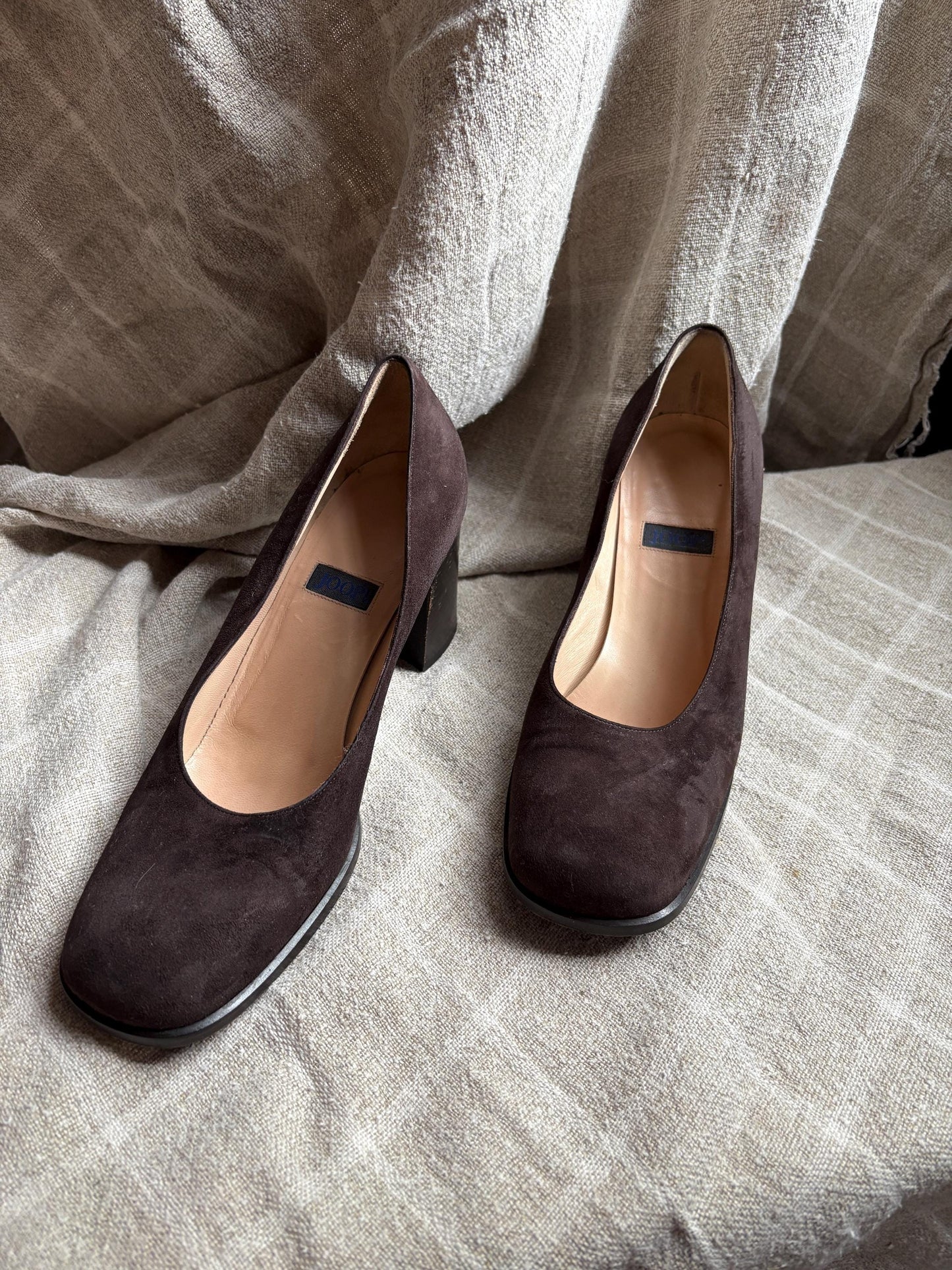 Chocolate brown suede leather pumps, Vintage JOOP! high heels, Comfortable block heel shoes, Retro formal shoes, secretary outfit, Size 39.5