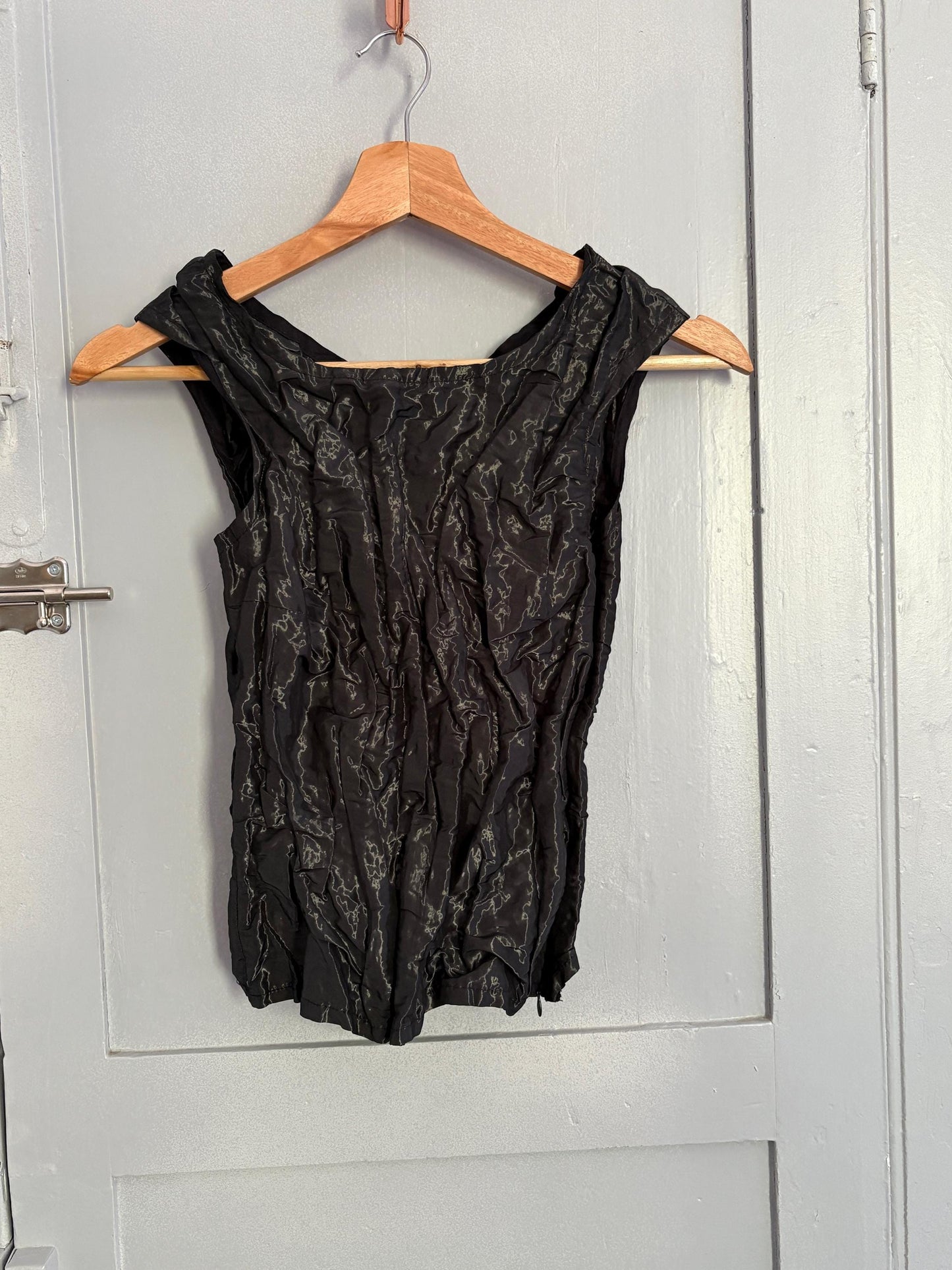 Chic black camisole, Elegant sleeveless textured top, Shiny black outfit, XXS