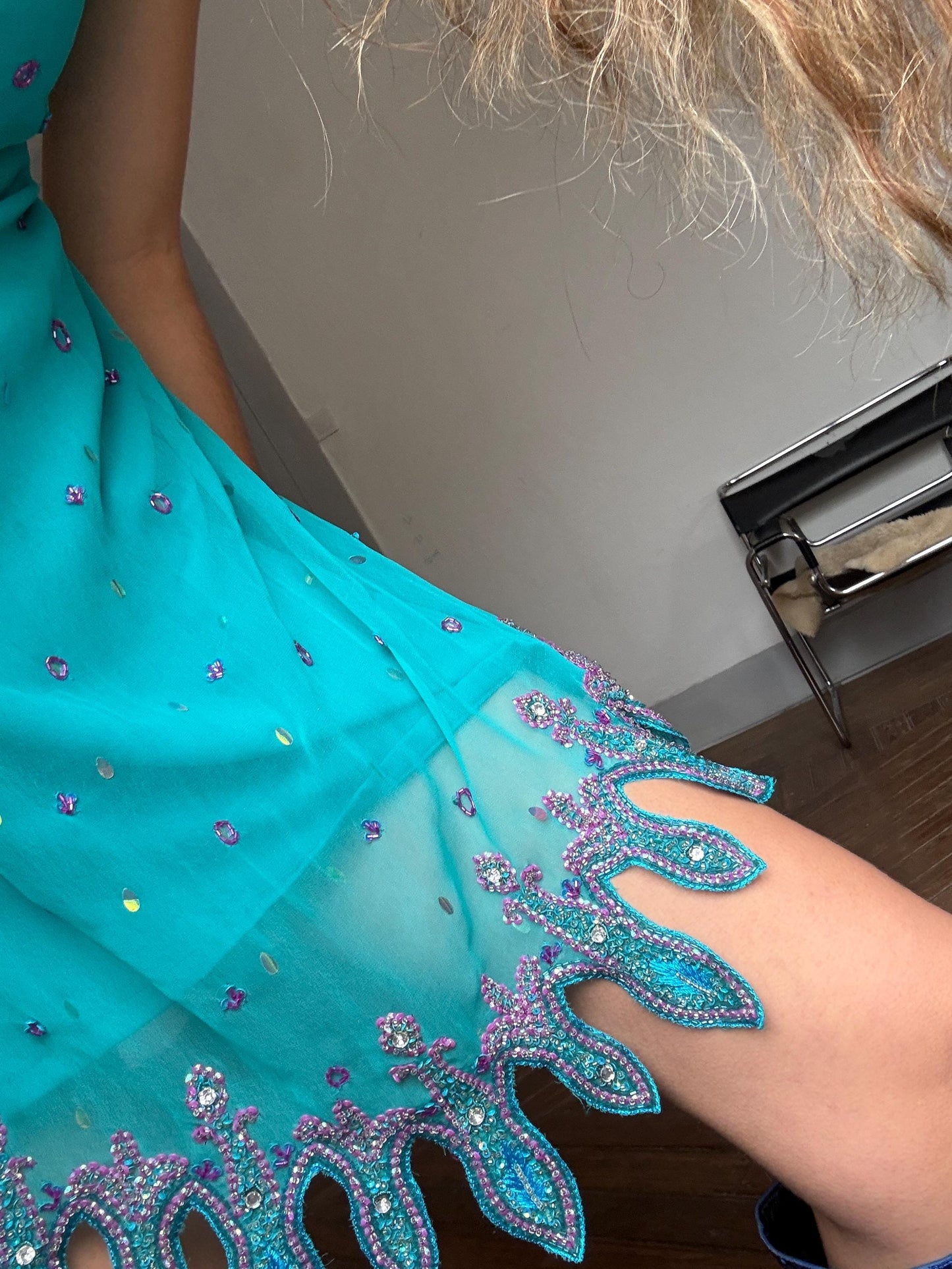 Vintage turquoise Indian sequin mini dress or tunic – sparkly Y2K party dress with side slits and embellished hem, size S