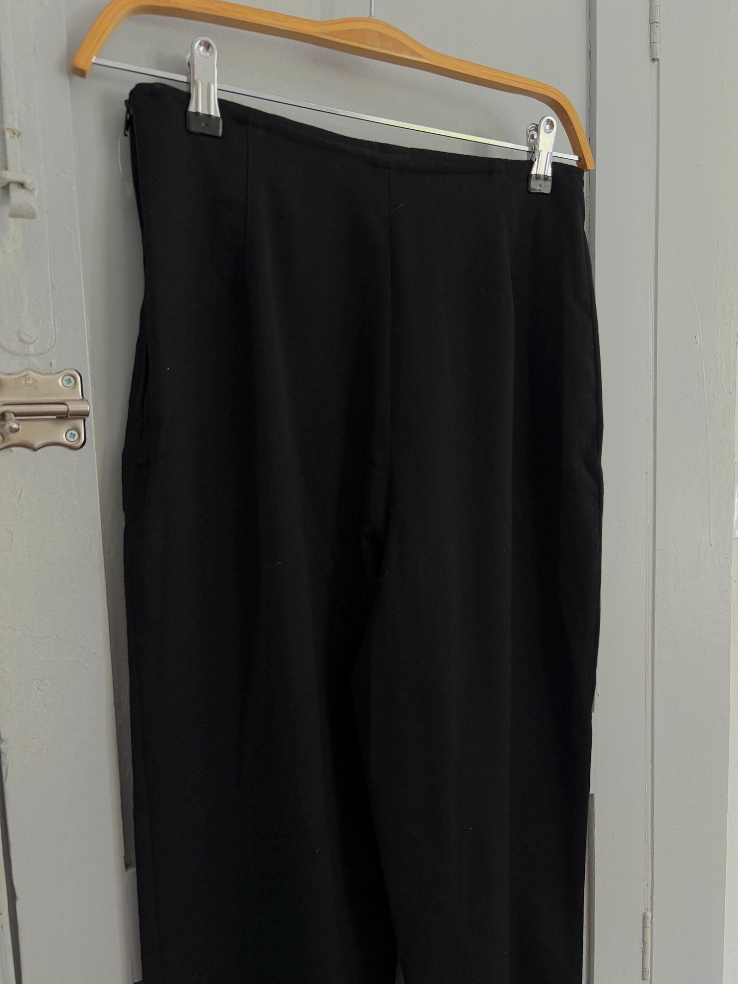 Vintage 100 % wool luxury trousers, Black high waist Italian designer pants, Made in Italy cropped pants