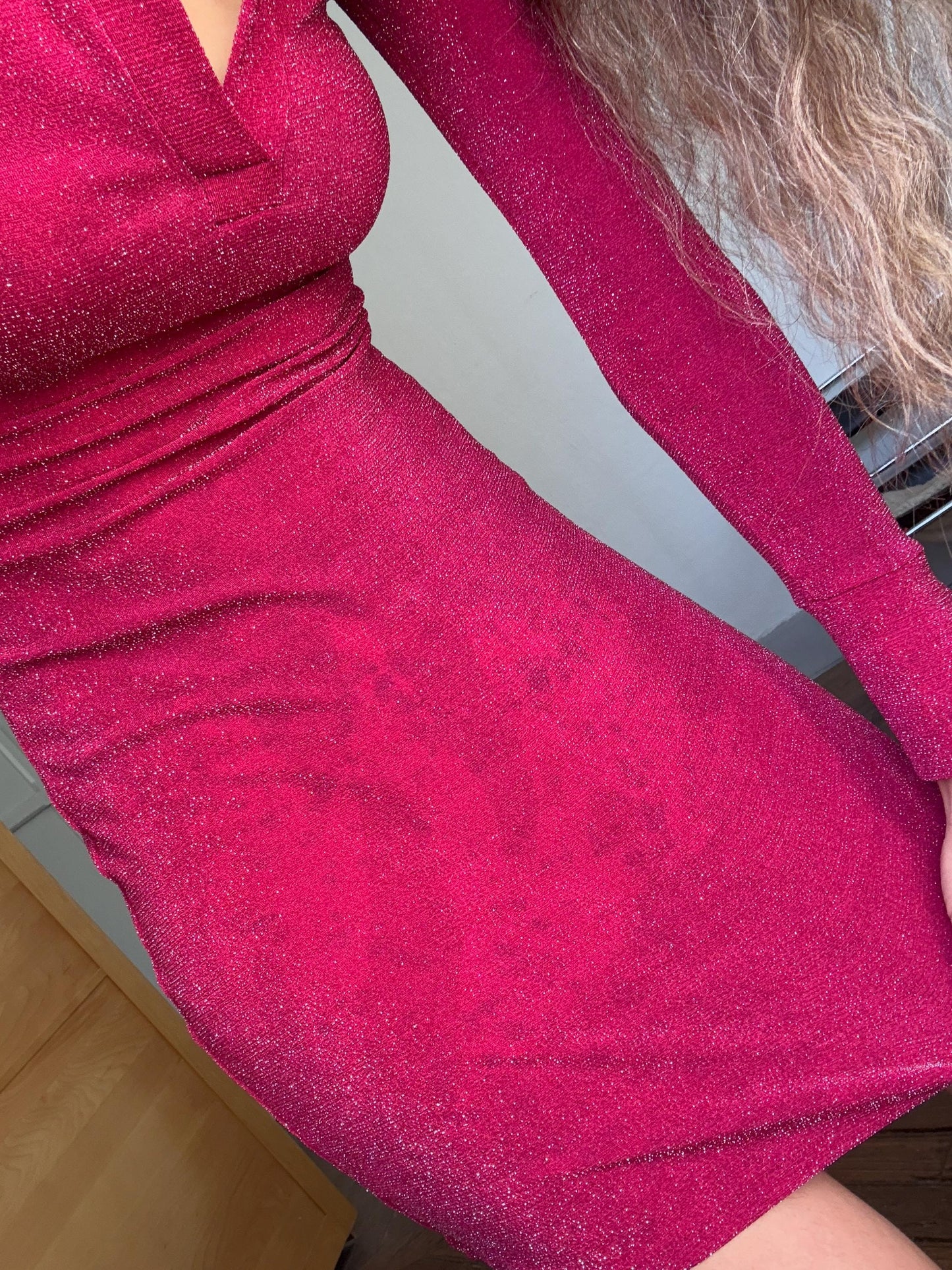 Vintage red Dress, Long sleeve groovy 70s mini Slip Dress, Minimalist pop of red colour outfit, Hourglass figure dress