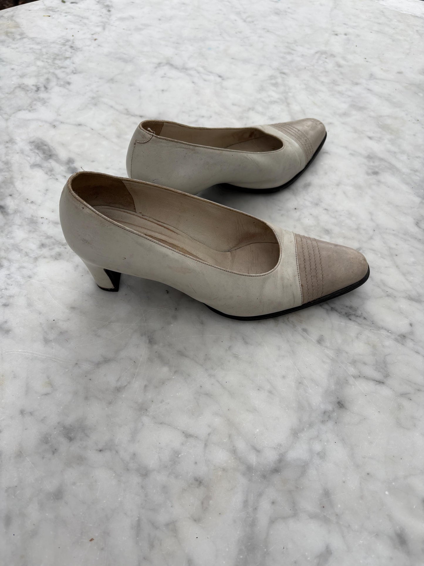 Vintage Balenciaga Heels | White Leather Two-Tone Pumps | Size 37 | Made in Spain