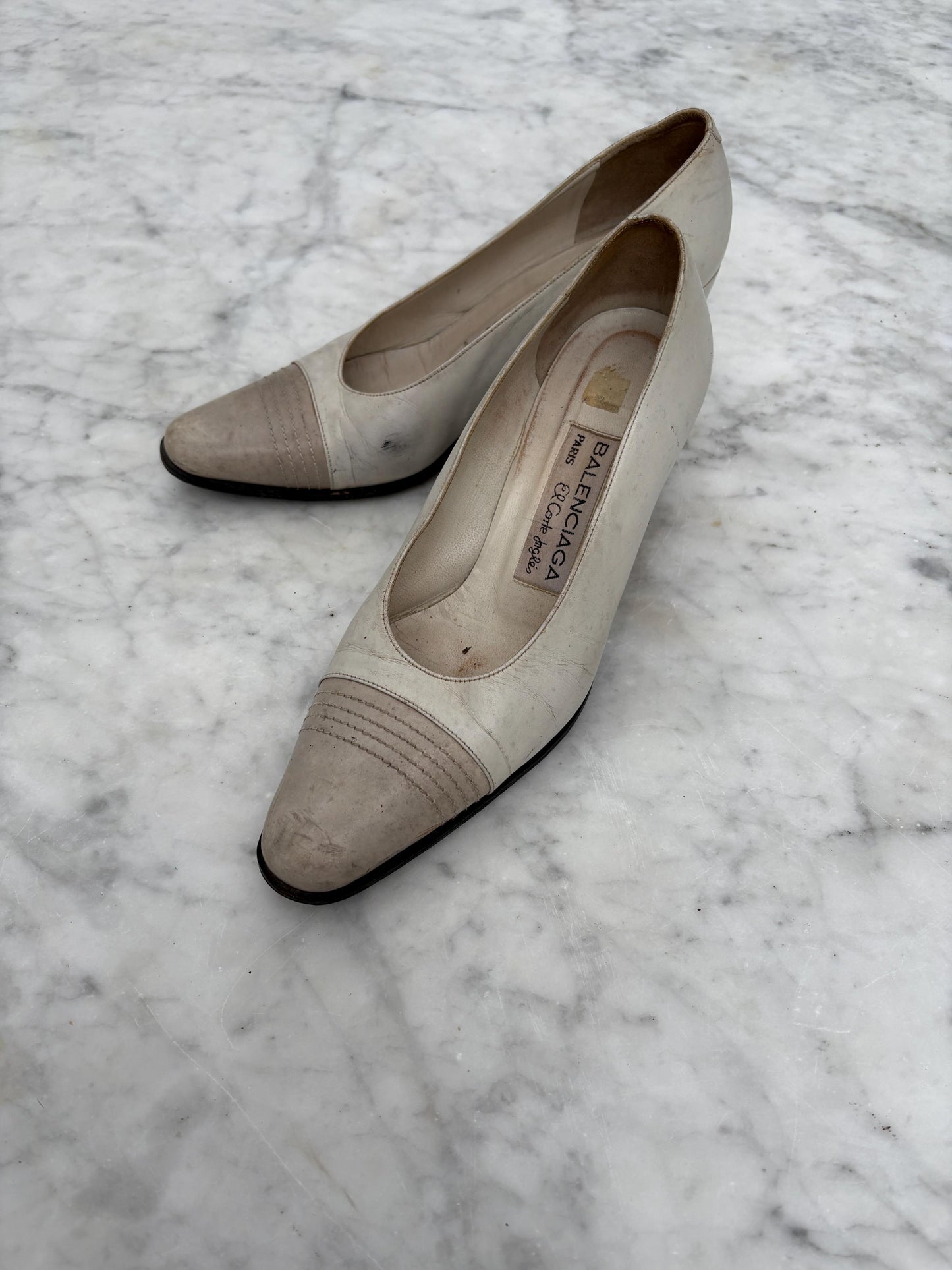 Vintage Balenciaga Heels | White Leather Two-Tone Pumps | Size 37 | Made in Spain