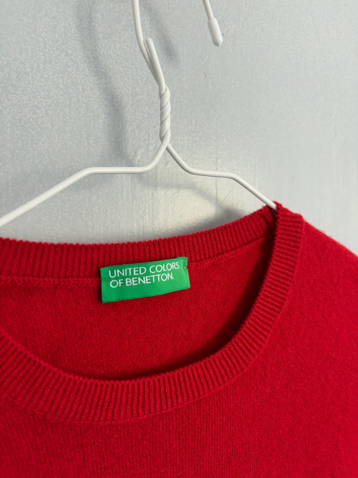 Vintage 100 % wool vibrant red crew neck jumper, Soft long sleeve pullover, United colors of Benetton winter sweater, XS