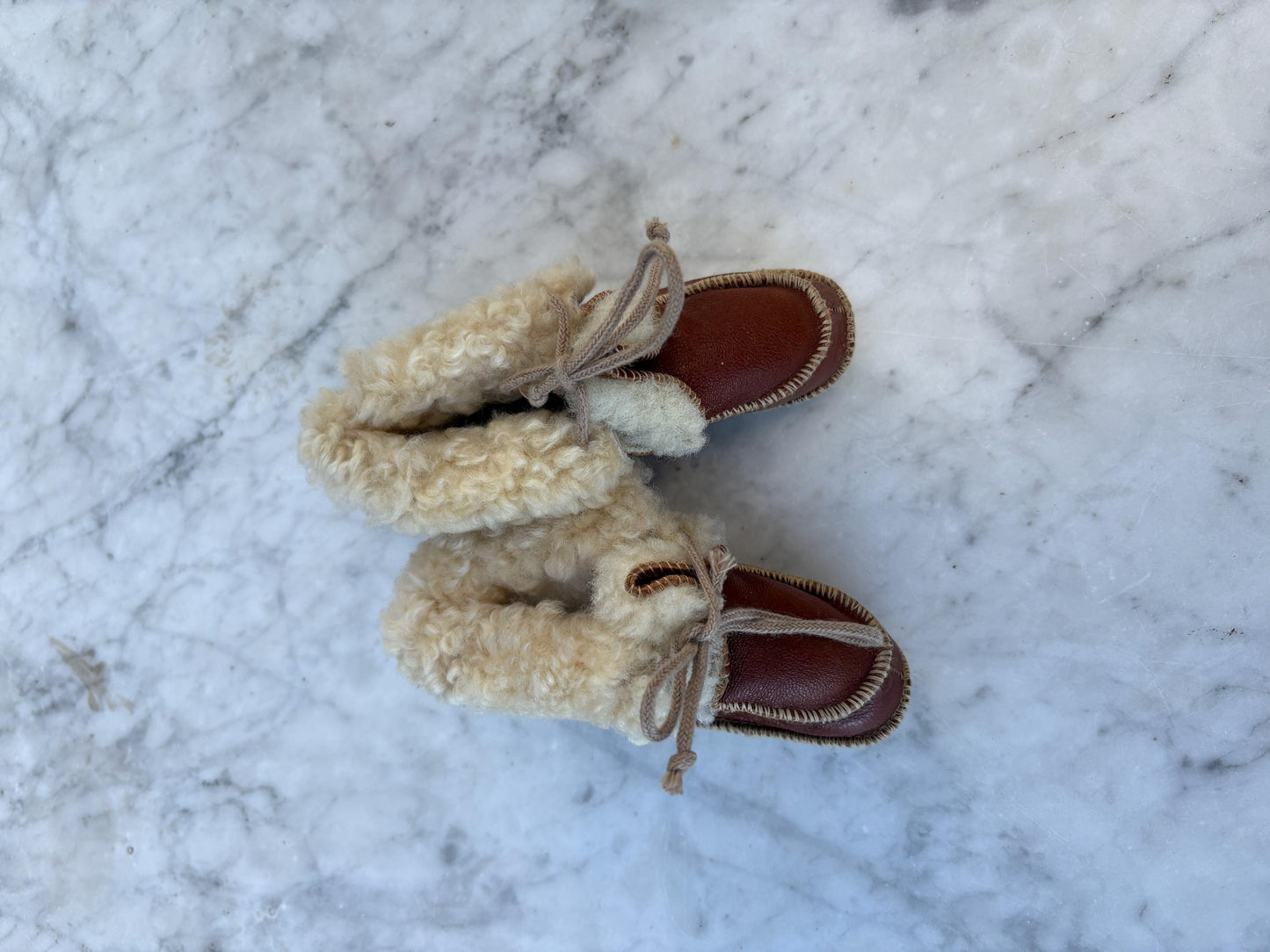 Baby Sheepskin Booties, Leather Wool Baby Shoes, Handmade Infant Winter Boots, Soft Sole Newborn Slippers, Warm Baby Moccasins
