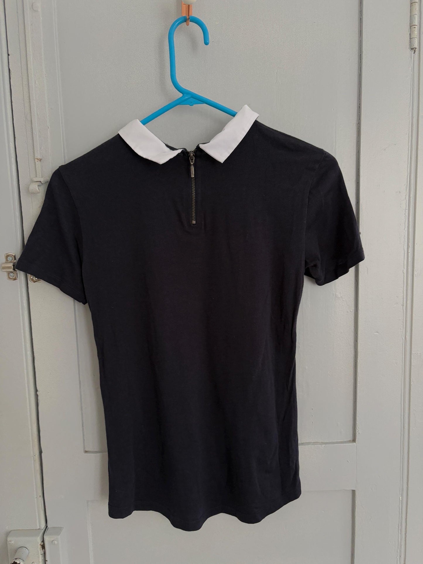 Vintage Dark Academia aesthetic shirt with white collar, Cute dark blue short sleeve t-shirt, XXS - XS