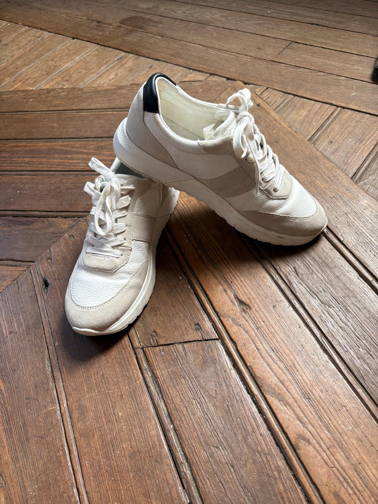 Vintage white Massimo Dutti Sneakers size EU 39 - US 8 - UK 6, Chic women sport shoes