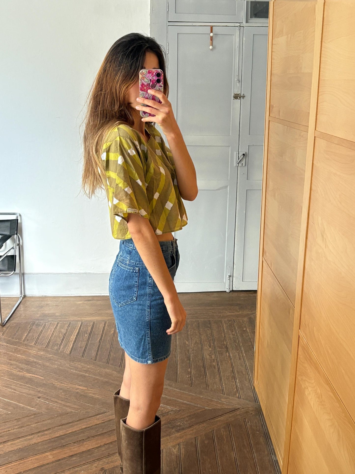 Vintage Cropped Woman Top – 70s Groovy Print, 100% Cotton, Boho Indie Retro Aesthetic